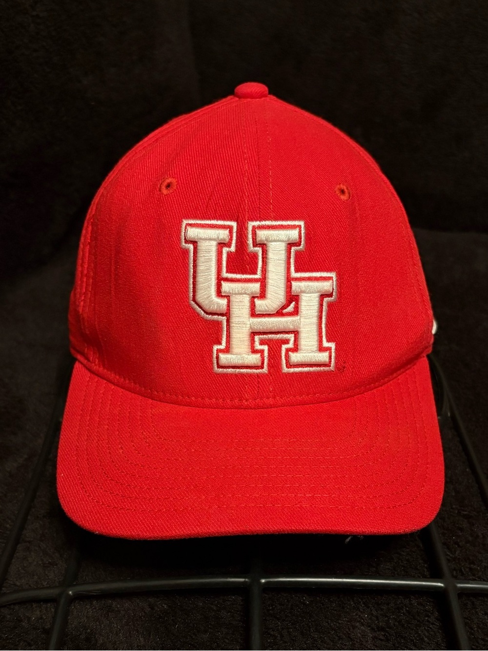 Houston Cougars x Nike Dri-Fit Classic99 UH monogram red fitted hat S / M EUC